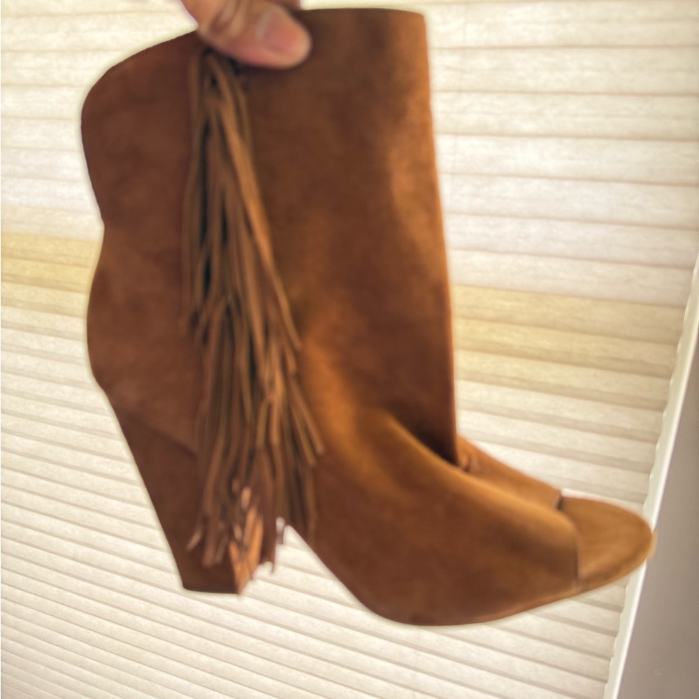 Dolce Vita Brown Heeled Boots with Fringe / PEANUTBUTTER COWBOY CARTER SHOES